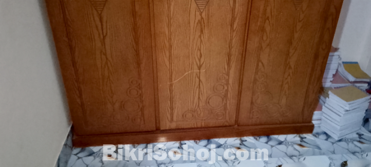 ৩ পাল্নার আলমারি